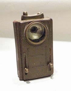 WW2 Era D.B. Ltd L.E. No4 Battery Lamp – Military Use