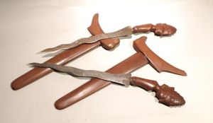 Pair Kriss Daggers.