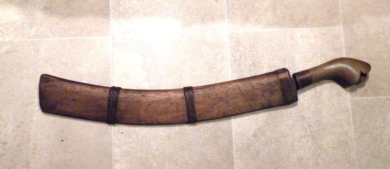 Vintage Indonesian Parang in Wooden Scabbard. — image 2