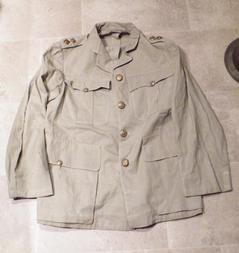 WW2 Officer's Tropical Jacket Rank Lieutenant.