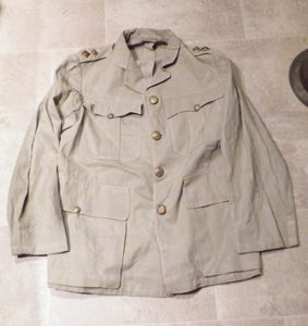 WW2 Officer's Tropical Jacket Rank Lieutenant.