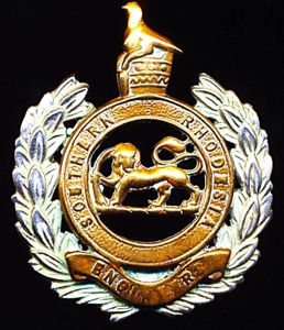 Southern Rhodesia Engineers. Bi-metal die-struck cap badge