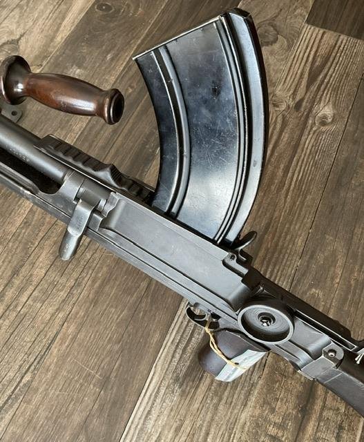 Old spec Bren Gun
