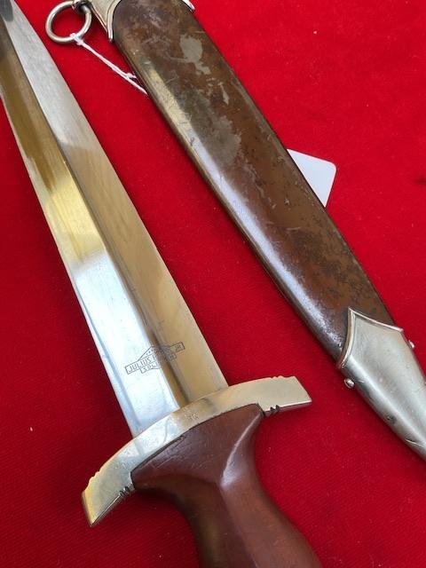 SA byJulius Bahrl