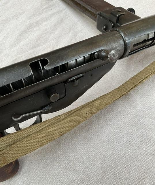 Old spec MK5 Sten with Sling
