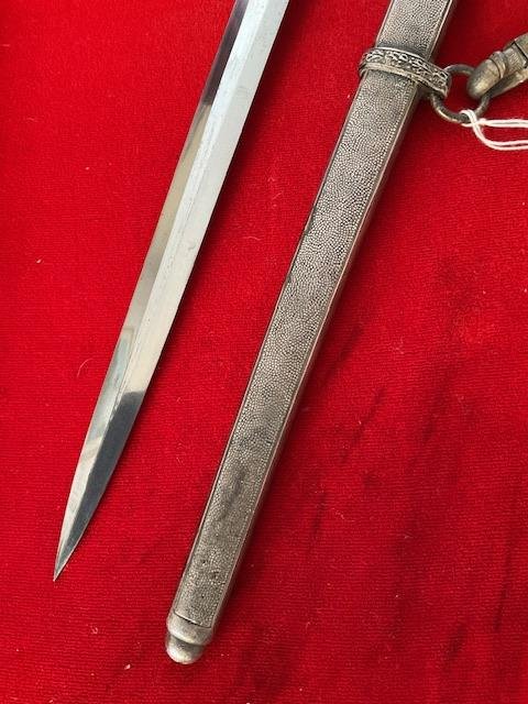 Full rig WKC army dagger with slant grip.