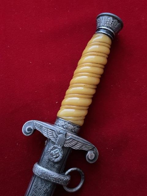 Army dagger by Scarce Maker