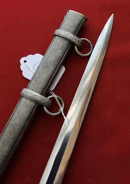 Army dagger by Scarce Maker