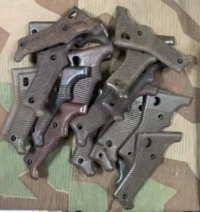 Right hand side grips for Mg42