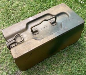 Tri-colour Camo German MG double size box 1938 BSW