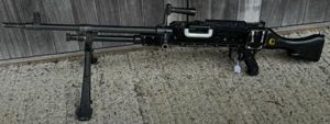 Deactivated British L37A1 GPMG