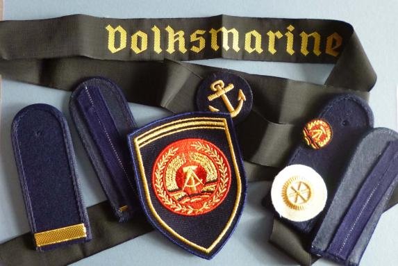 East Germany (DDR) : Group of Volksmarine Insignia. — image 3