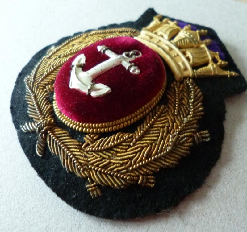 Merchant Navy Officers' Cap-badge.