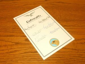 GERMAN FIGHTER PILOT AUTOGRAPHS x6 GROUPING CARD – JG51 – NICE!