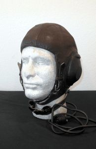 WW2 German Luftwaffe LKpW101 Fliegerkopfhaube – WINTER FLIGHT HELMET – EXCELLENT