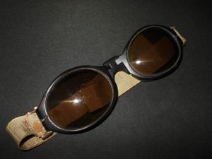 WW2 German Luftwaffe Nitsche u. Gunther – SPLINTER-PROOF GOGGLES – VET ESTATE!