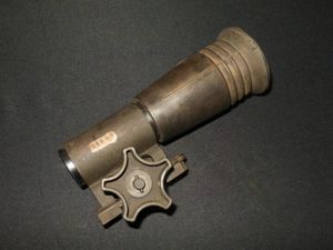 German Bundeswehr PzF44 2A1 – 2.5x PANZERFAUST SCOPE / GUNSIGHT – VERY NICE!