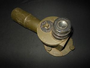 WW II US Army – M17 ELBOW TELESCOPE / GUNSIGHT – 155mm HOWITZER