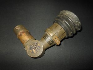 WW II US Army – M29 ELBOW TELESCOPE – 3' GUN CARRIAGE M5 ANTI-TANK CANNON – NICE