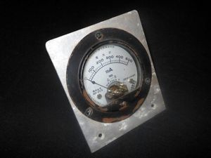 WW2 Imperial Japanese Navy – ELECTRICAL AMMETER / CAPACITOR – RADIOS & SUBMARINE