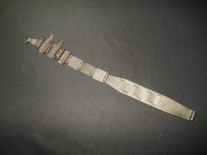 WW2 German Wehrmacht 7.92mm – STEEL BELT LINK STARTER TAB #2 – VERY NICE!