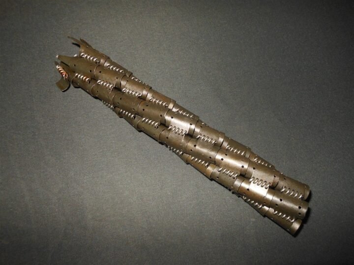 WW2 German Wehrmacht 34/42 β MAUSER 7.92MM BELT LINK β UNUSED β SUPERB!