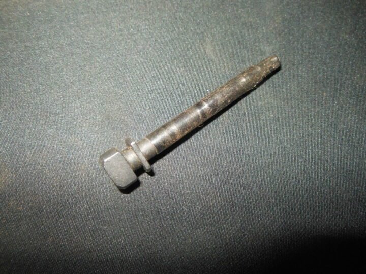 WW2 German Wehrmacht 7.92mm MG42 TOP COVER ROTATIONAL PIN – VERY NICE! — image 2