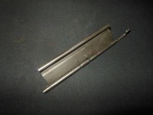 WW2 German Wehrmacht 7.92mm MG42 EJECTION PORT COVER – VERY NICE!