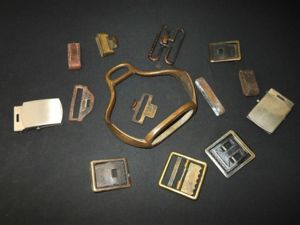 WW1 / WW II US Army Navy Air Force – BRASS STIRRUP BUCKLES & FITTINGS – NICE!