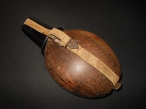 WW2 German Wehrmacht Afrika Korps – M31 TROPICAL WOOD CANTEEN – NAMED – NICE!