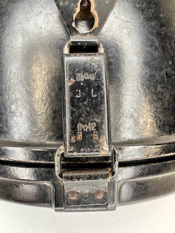 Wehrmacht 6x30 Binoculars Bakelite Case'frn42' — image 4