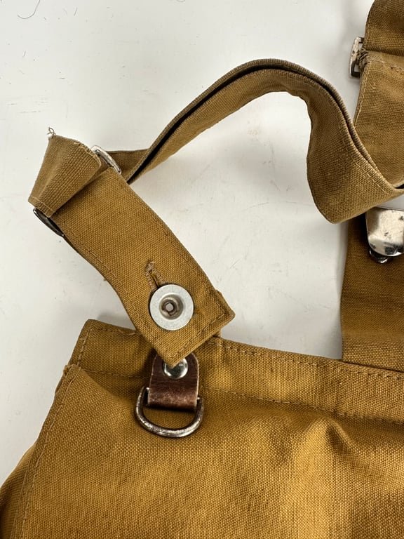 Hitler-Jugend Bread Bag with strap. — image 3