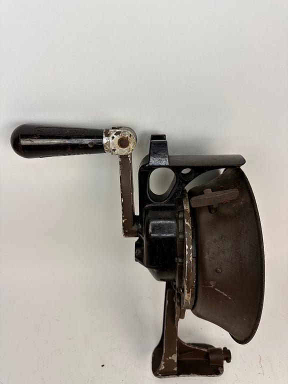 Wehrmacht Hand Cranked Air Raid Siren — image 5