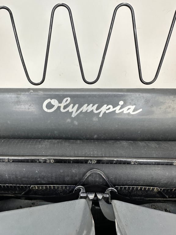 Waffen-SS typewriter 'Olympia'in norginal box — image 6