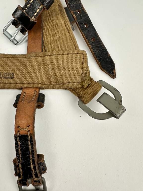 Wehrmacht A-frame 'Sturmgepack' with straps
