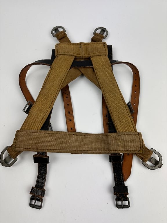 Wehrmacht A-frame 'Sturmgepack' with straps