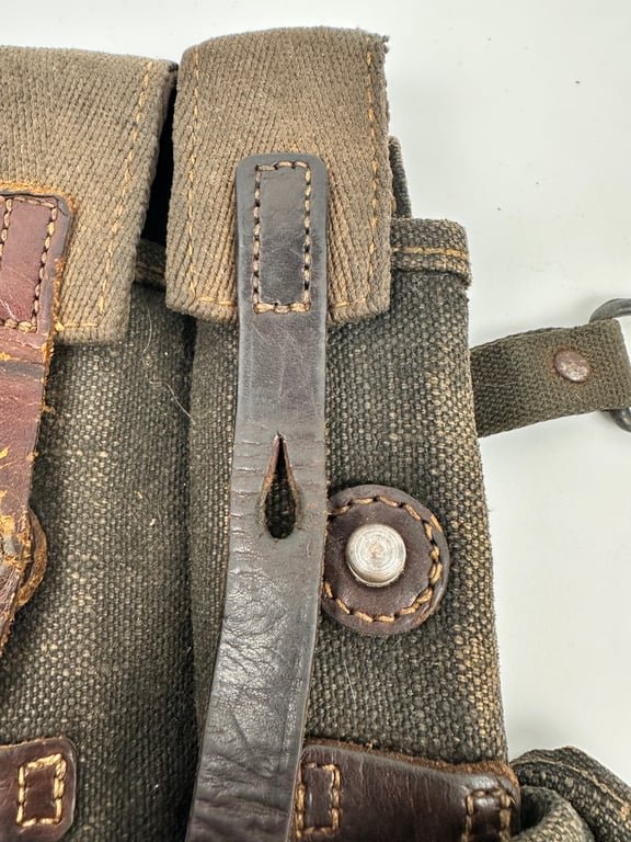 MP38u.40 magazine pouch