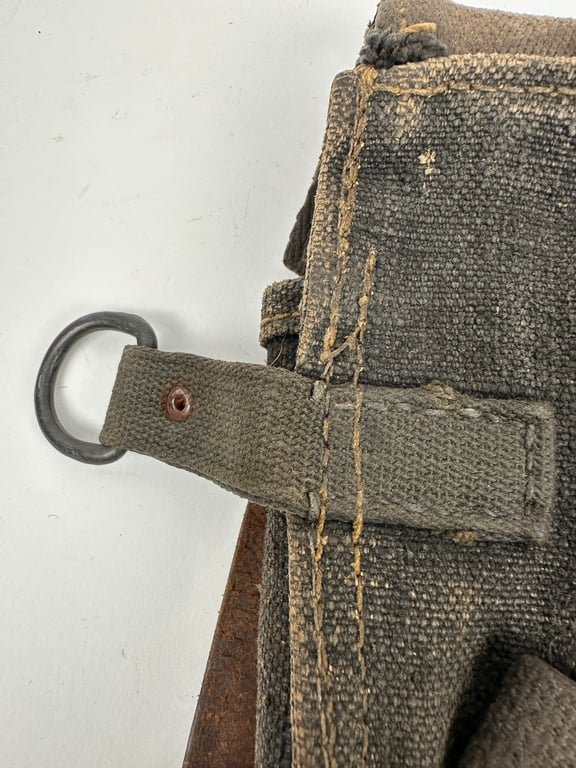 MP38u.40 magazine pouch