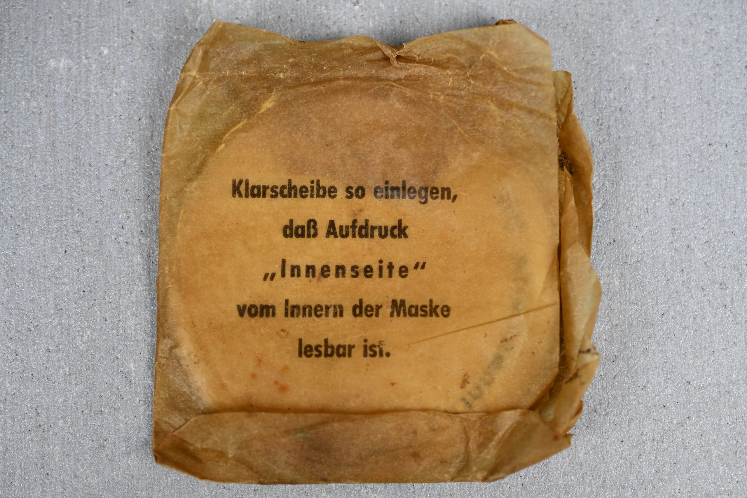 Early short M31 gas mask canister with straps and mask 1937 named and Luftwaffe unit marked L.G. Paris — image 3
