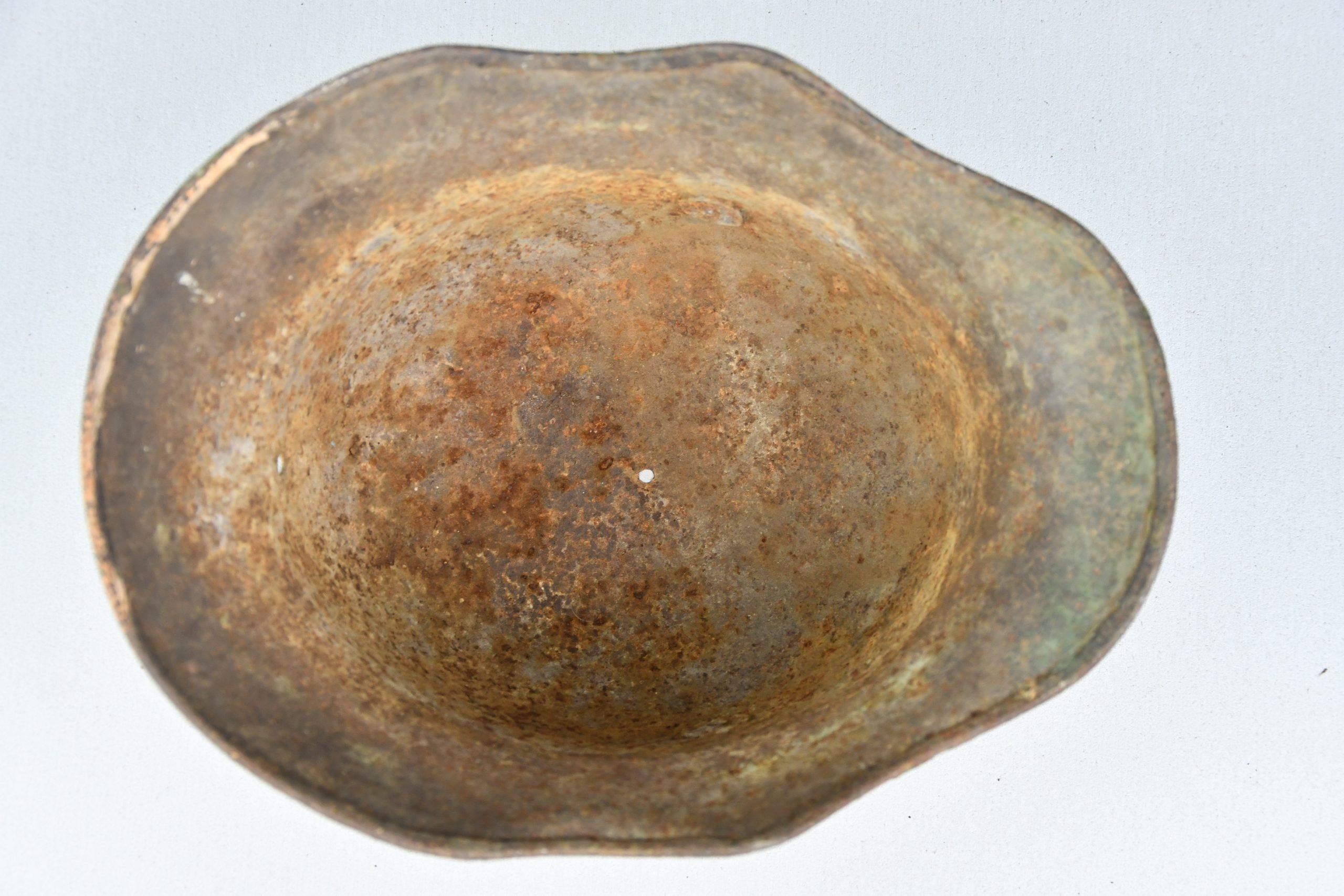 WW1 M18'ear-cut-out' camouflage steel helmet ET64 — image 6