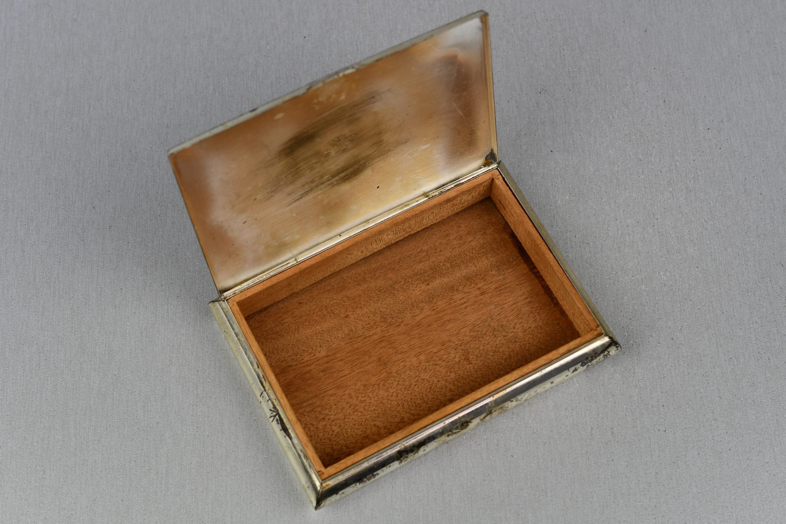 WW1 Iron Cross 1914 cigarette case — image 4