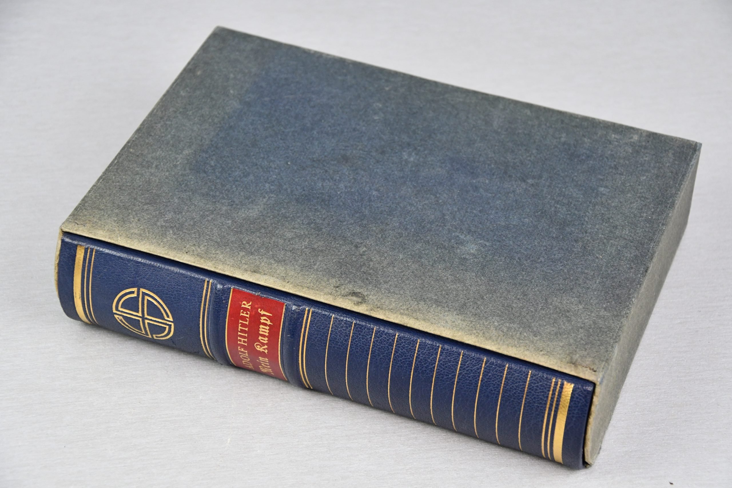 Mein Kampf jubilee edition for the 50th birthday of Adolf Hitler 1939 — image 9