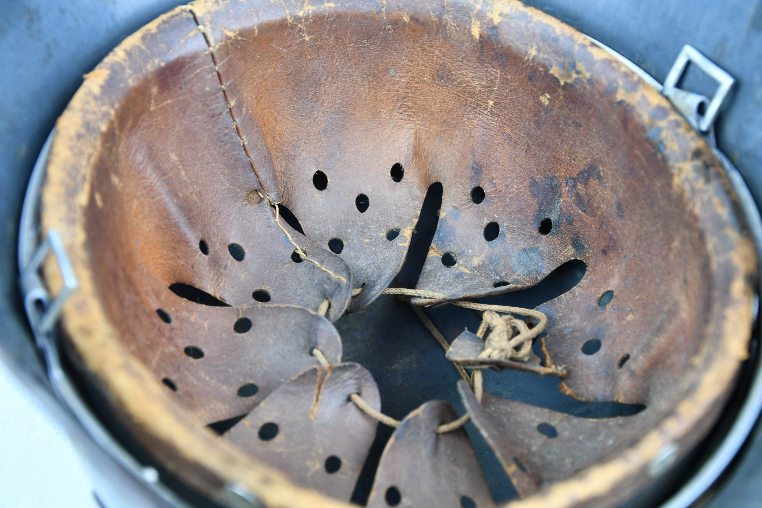 Early M35 Luftwaffe double decal steel helmet with droop tail eagle ET64 1938 — image 11