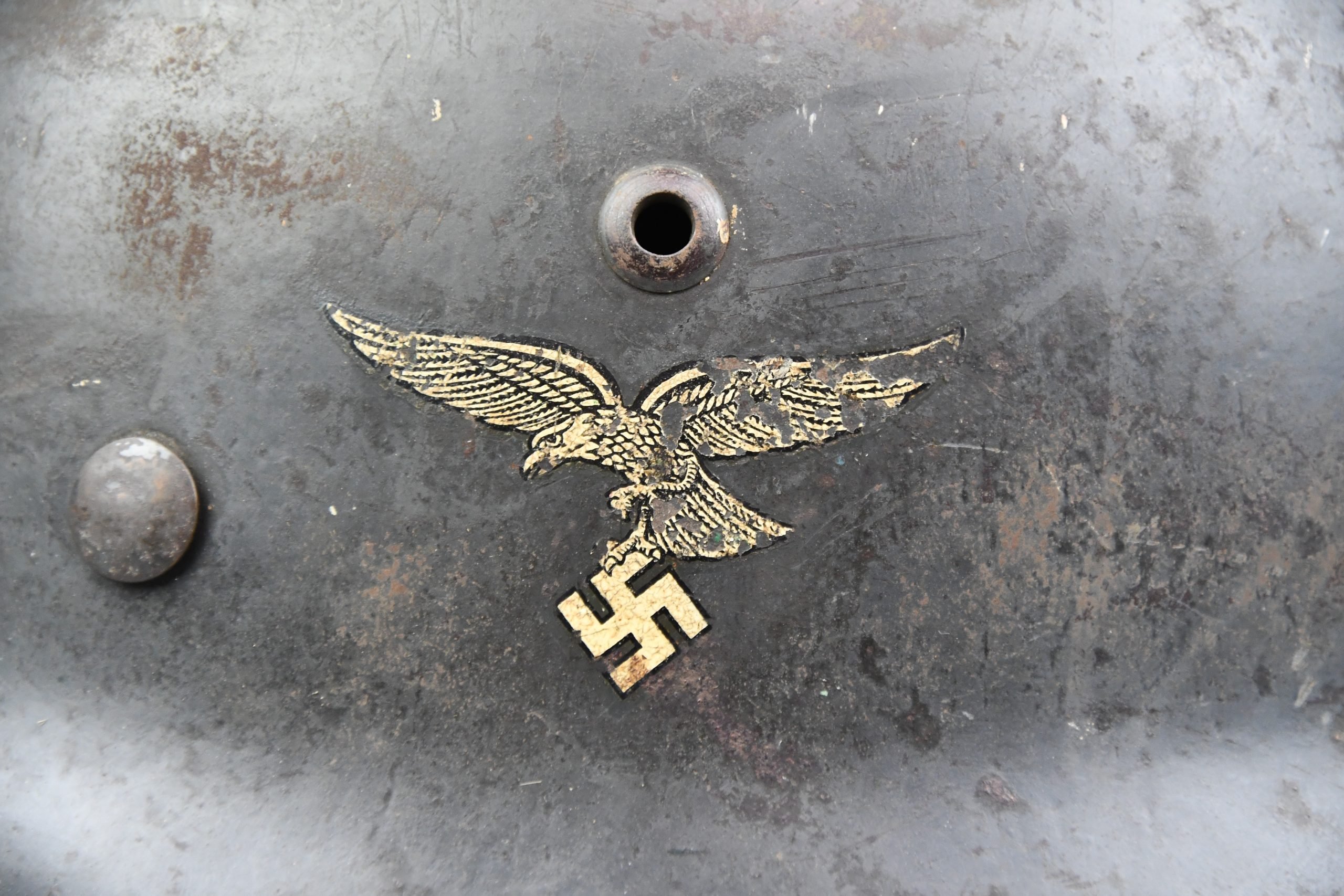 Early M35 Luftwaffe double decal steel helmet with droop tail eagle ET64 1938 — image 2
