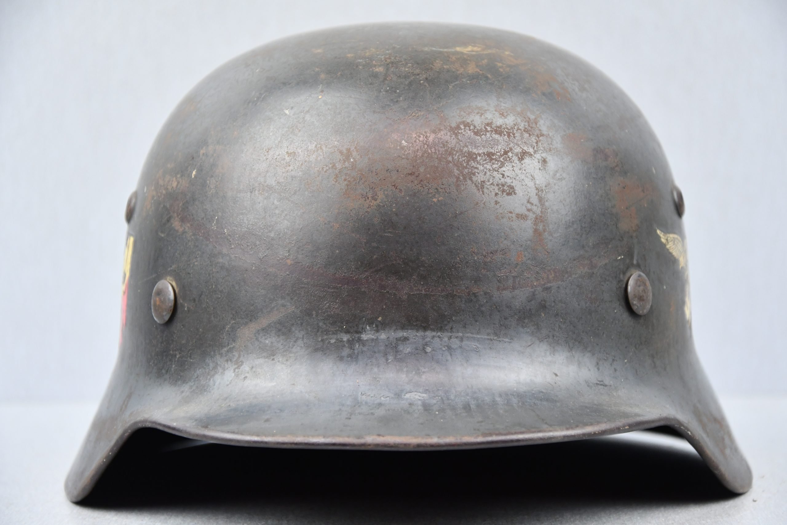 Early M35 Luftwaffe double decal steel helmet with droop tail eagle ET64 1938 — image 3