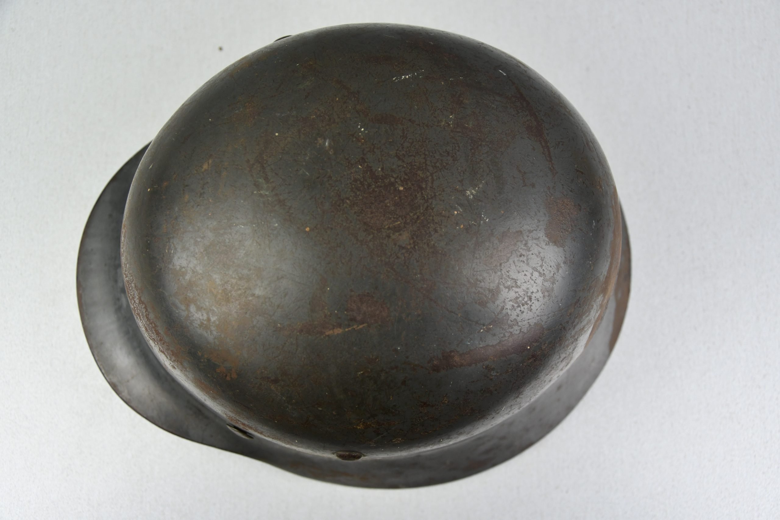 Early M35 Luftwaffe double decal steel helmet with droop tail eagle ET64 1938 — image 7
