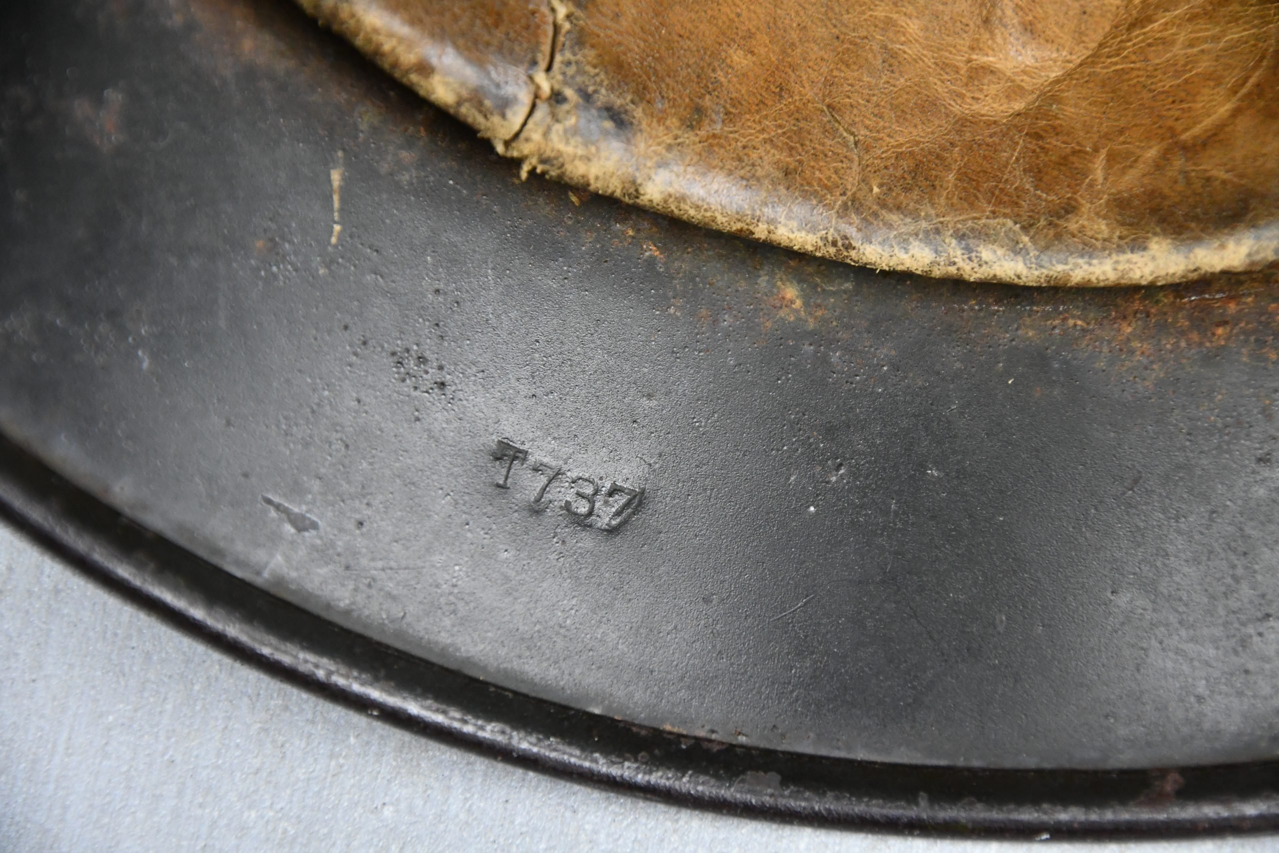 M40 army (Heer) single decal steel helmet Q64 — image 12