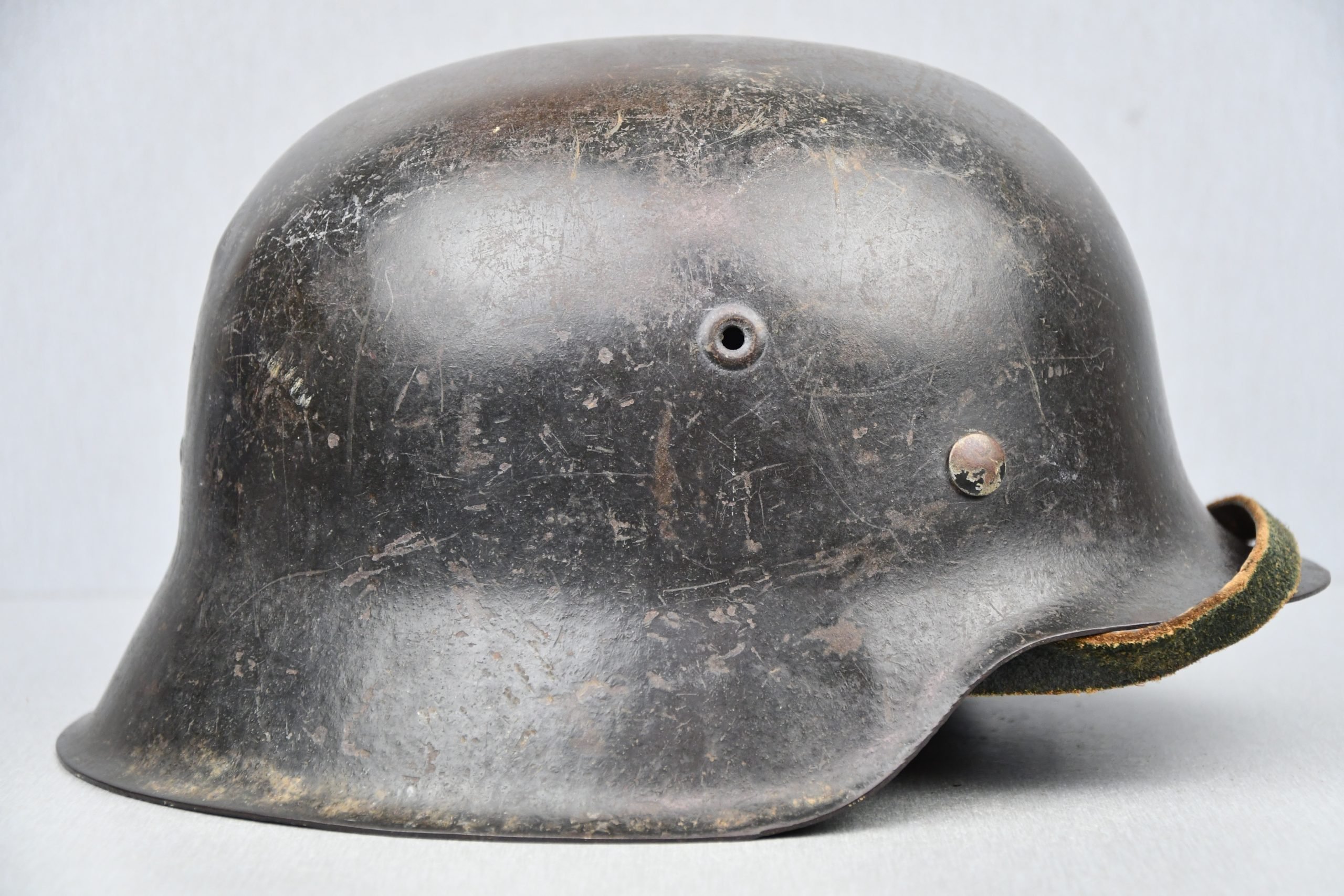 M42 Luftwaffe single decal steel helmet ET64 — image 4