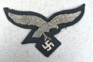 Luftwaffe officers bullion breast eagle