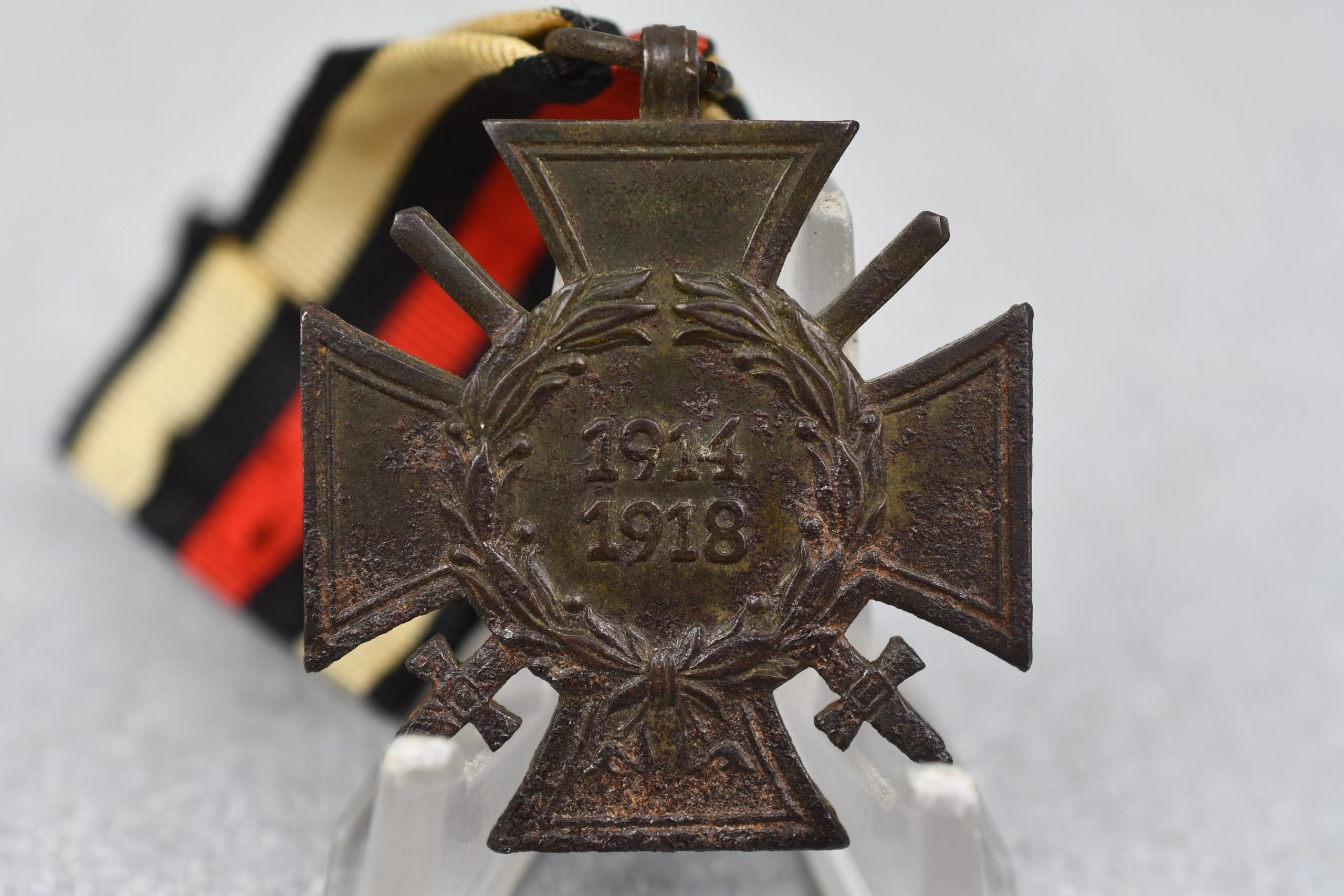 WW1 German Cross of Honor for Frontline Fighters 1914-1918 'Ehrenkreuz für Frontkämpfer' by Q.12